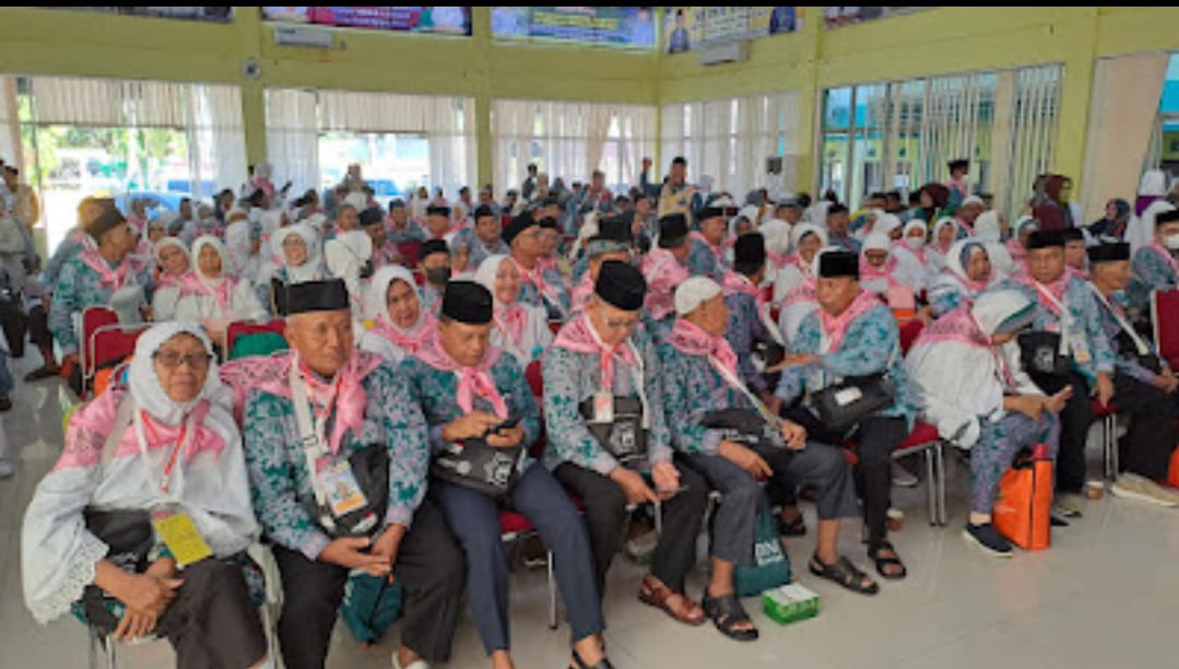 481 Jamaah Haji dan Petugas Kloter Gelombang Kedua Masuk EHA Riau