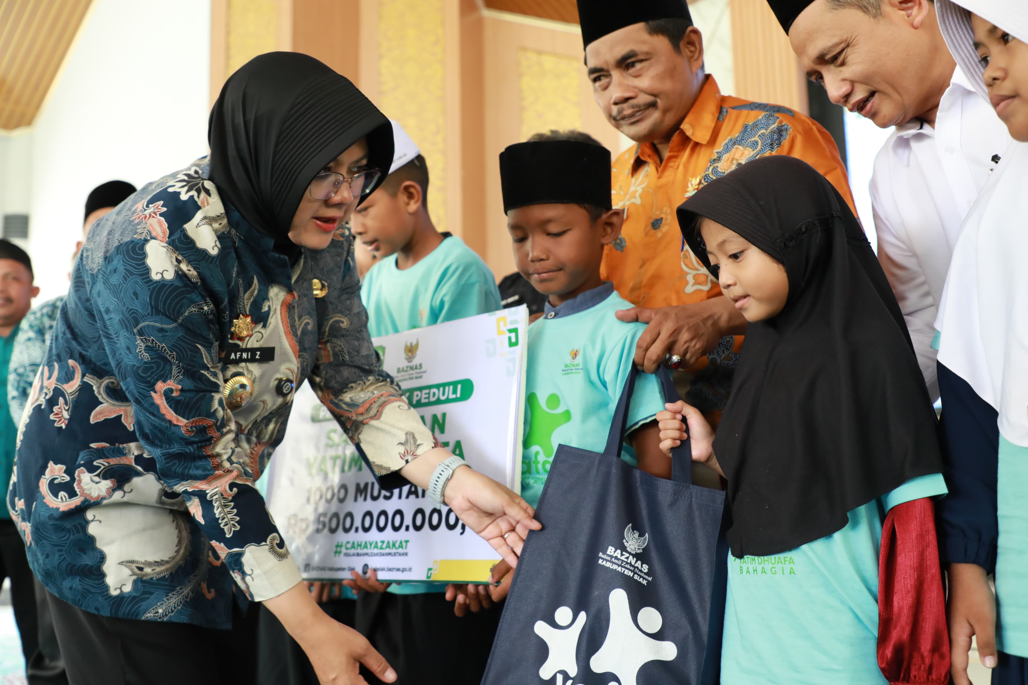 1.378 Anak Yatim di Seluruh Siak Dapat Bantuan Rp100 Ribu per Bulan