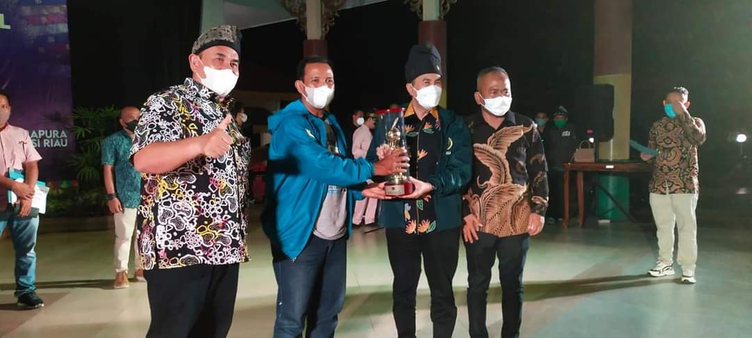 Helfizon: Terimakasih pada  Riau Pos yang Memberi Ruang Untuk Berkarya