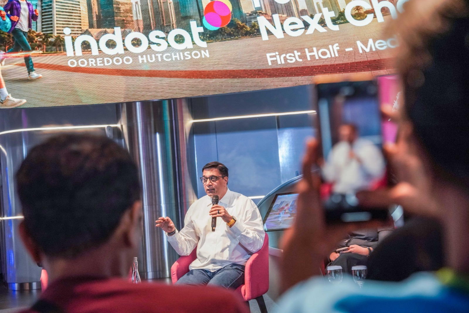 Indosat Percepat Transformasi Berbasis AI, Vikram: Semakin Integral dalam Pengalaman Digital Sehari-Hari Pelanggan