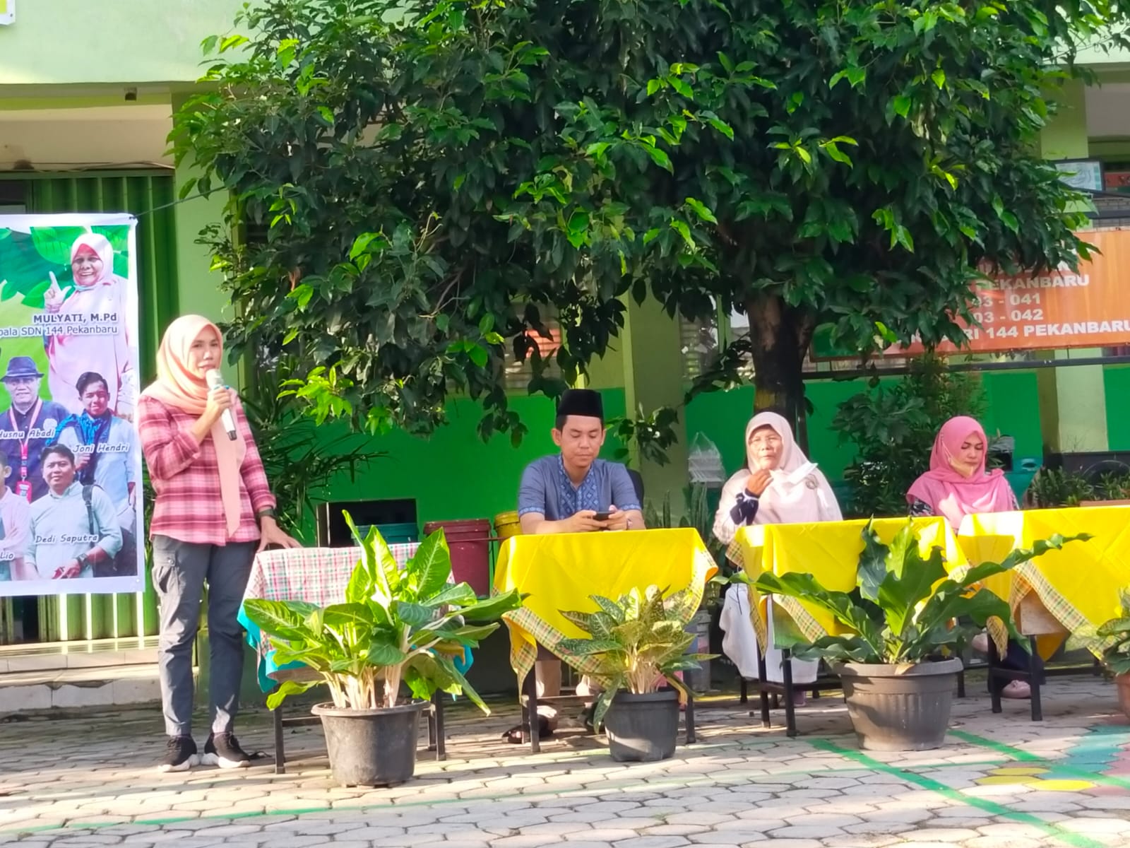 Hari Bumi, Rumah Sunting Bersama SCW Gelar Literasi Konservasi di SDN 144 Pekanbaru