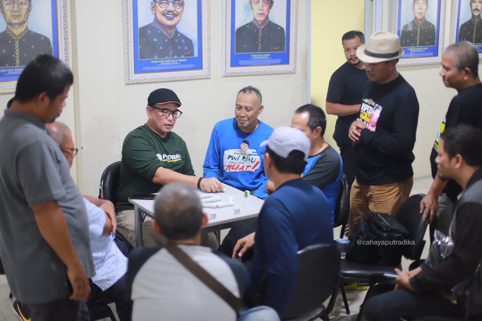 Semarak HPN 2023, Pasangan Zulmansyah/Raja Isyam Juarai Turnamen Domino Championship PWI Riau