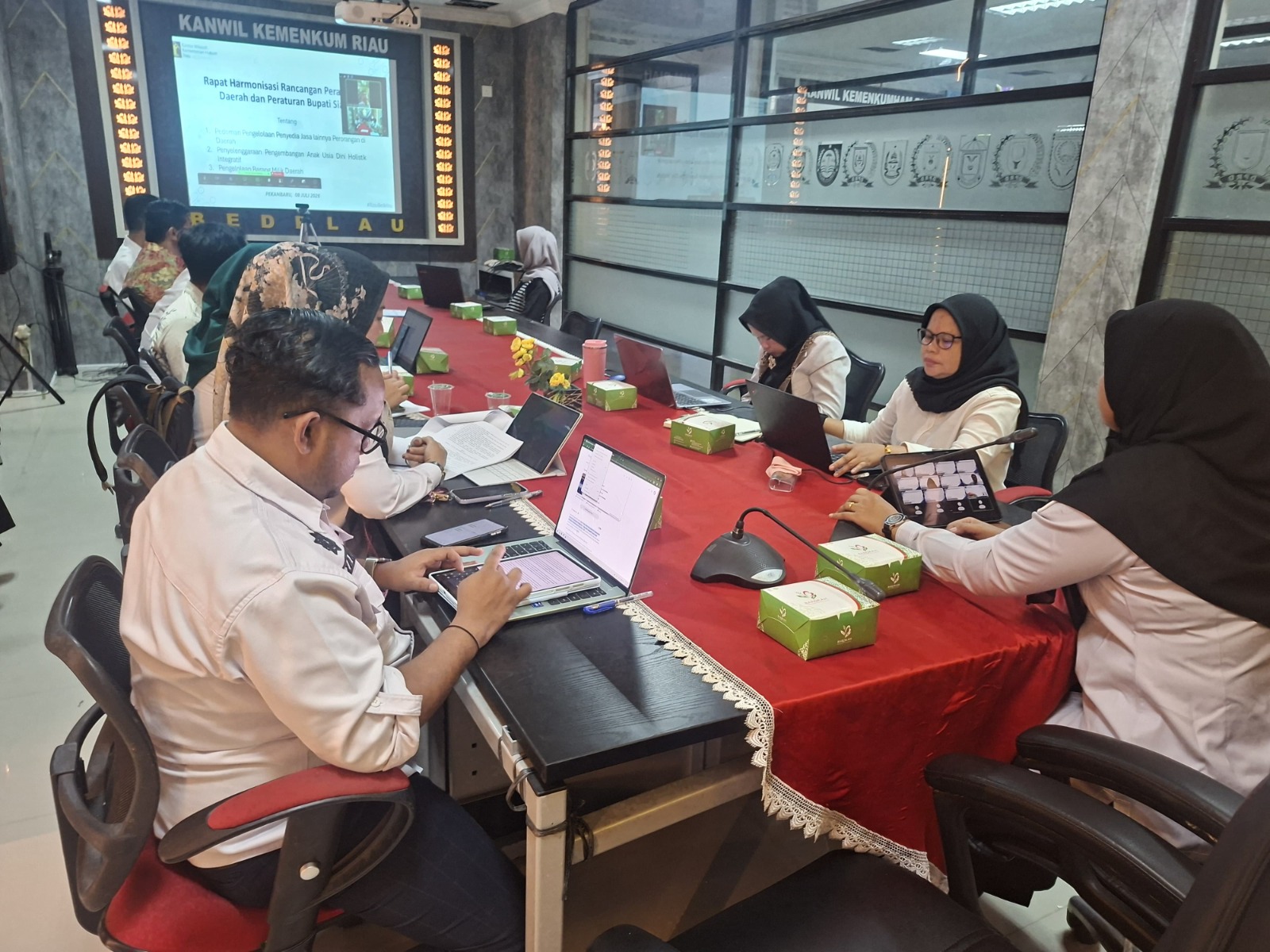 Divisi P3H Kanwil Kemenkum Riau Bahas Tiga Draf Penting Regulasi Daerah Kabupaten Siak