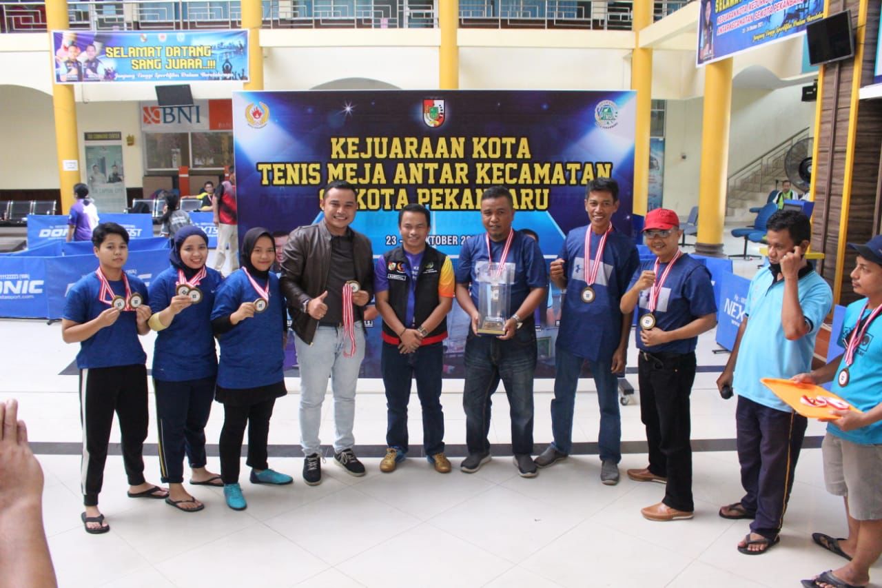 Kejurkot Tenis Meja se Kota Pekanbaru, Tim Bukitraya Pertahankan Juara Umum