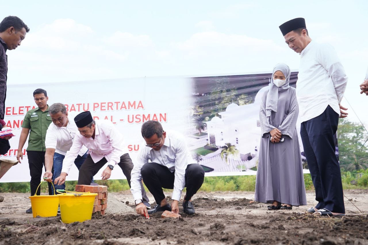 Peletakan Batu Pertama Masjid Al-Usman, Gubri: Mudah-Mudahan Jadi Keberkahan di Negeri Ini