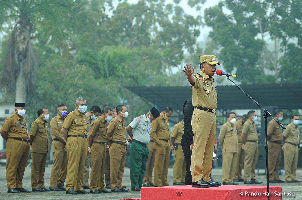 Apel Senin Pagi, Wabup Meranti Ajak Seluruh ASN Berikan Pelayanan Prima