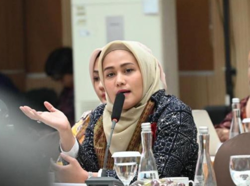 Dilantik Jadi Waketum PMRI, Karmila Sari Siap Berkolaborasi Untuk Kemajuan Riau