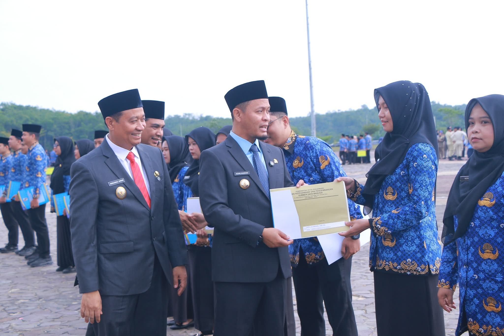 Serahkan SK PPPK Tahap Kedua, Agung Nugroho: Semoga Bisa Menjadi Aparatur yang Amanah dan Pofesional