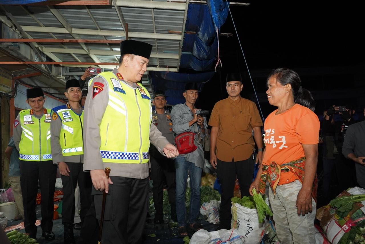 Pimpin Patroli Skala Besar, Irjen Iqbal: Saya Perintahkan Seluruh Personel Dialog dengan Masyarakat