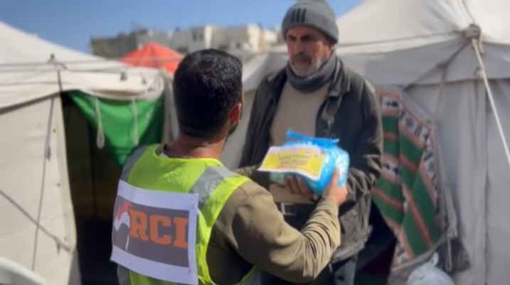 RCI dan Kombatpol Berbagi 1.000 Paket Makanan ke Warga Palestina di Kamp Rafah Gaza