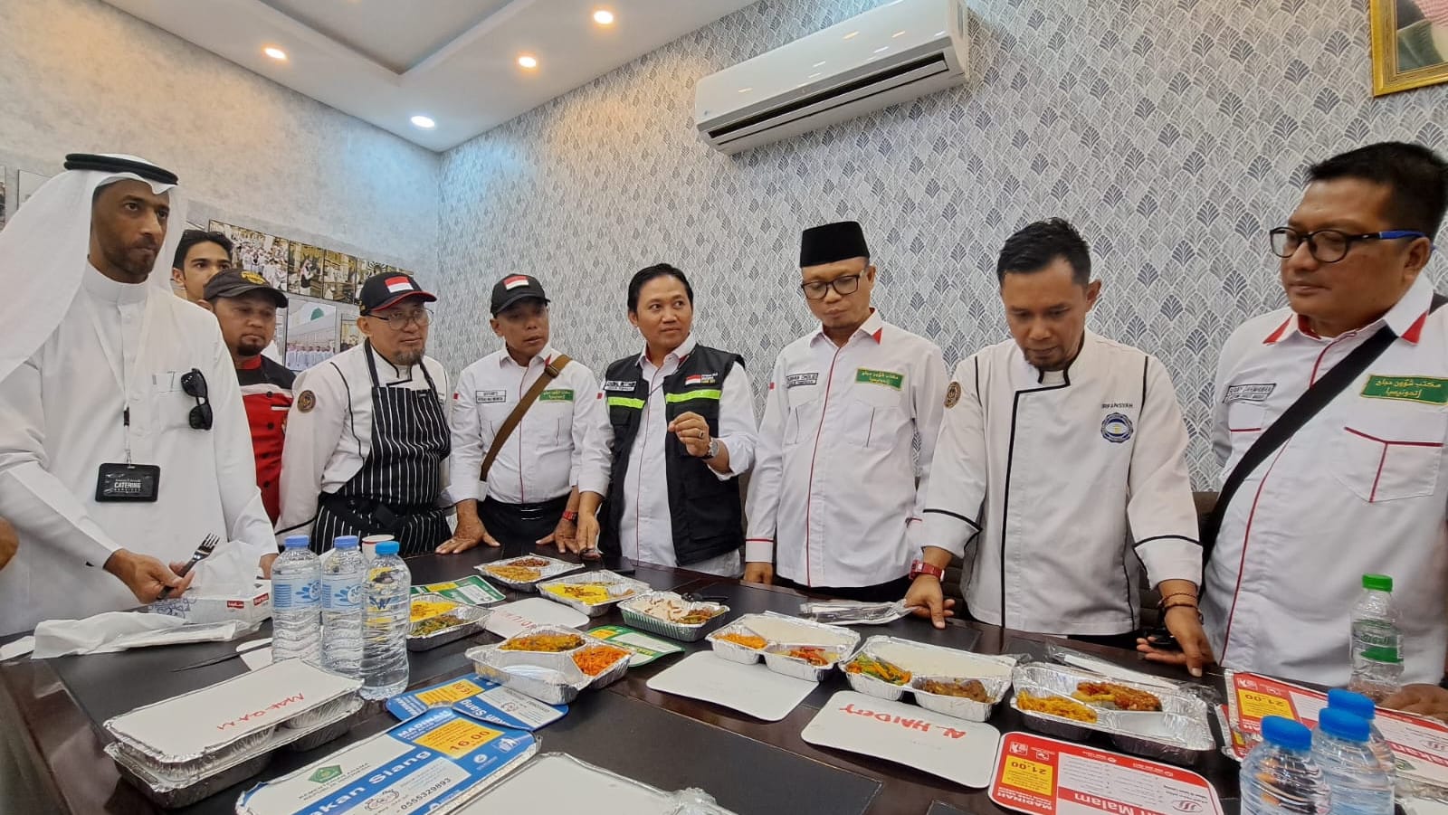 Coba Hasil Masakan Dapur Penyedia Katering Jemaah Haji, Subhan Cholid: Jaga Cita Rasa Indonesia