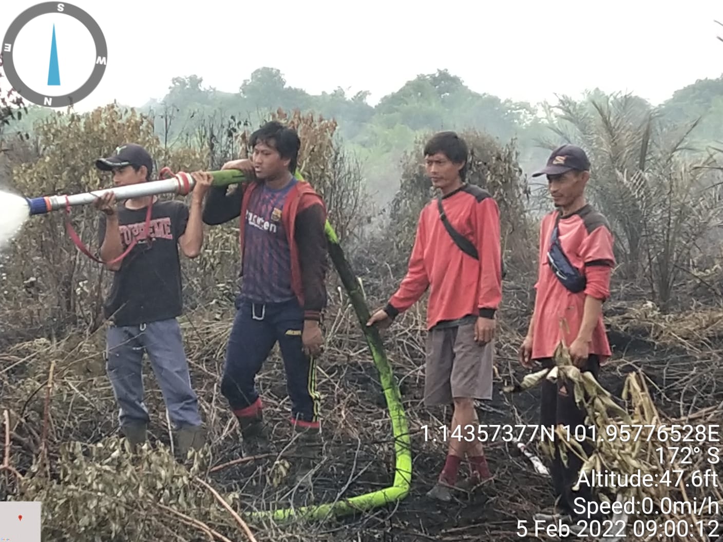 RPK dan MPA PT SPA-APP Sinar Mas  Bantu Padamkan Karhutla di Bandar Jaya Pendinginan