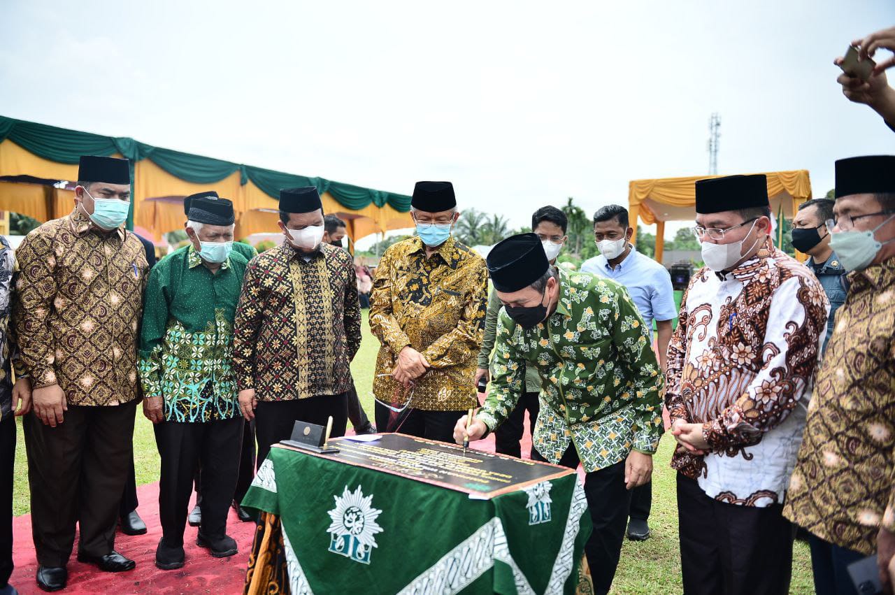 Resepsi Milad Muhammadiyah ke-109, Gubri Ajak Masyarakat Menggerakkan Ekonomi Syariah