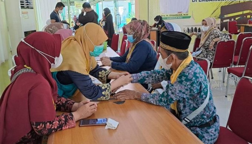 13 Jamaah Haji Riau Masuk Asrama EHA, 2 Jamaah Tunda Berangkat