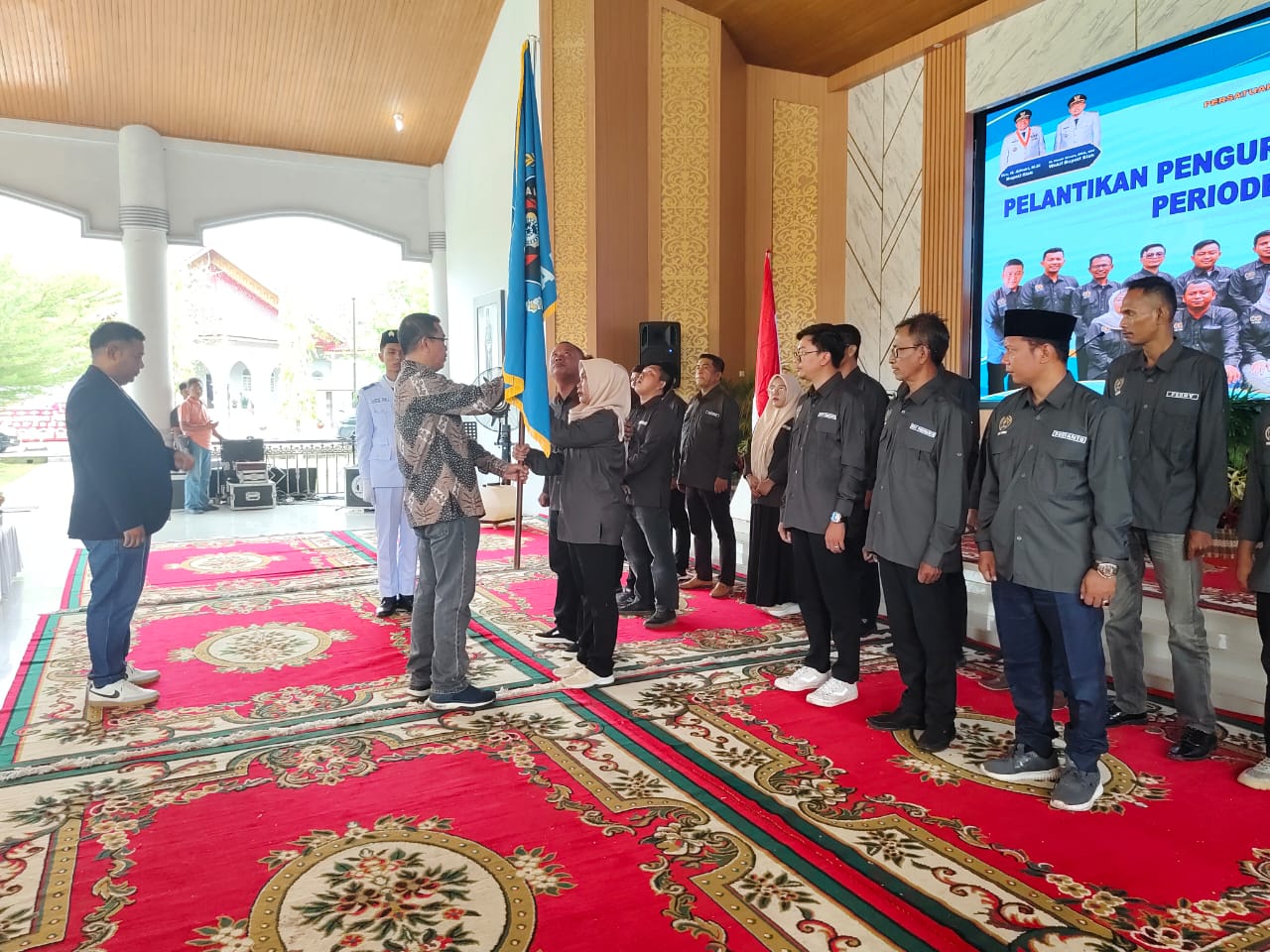 Lantik Pengurus PWI Siak, Raja Isyam: Seyogyanya Wartawan Itu Mitra Pemerintah