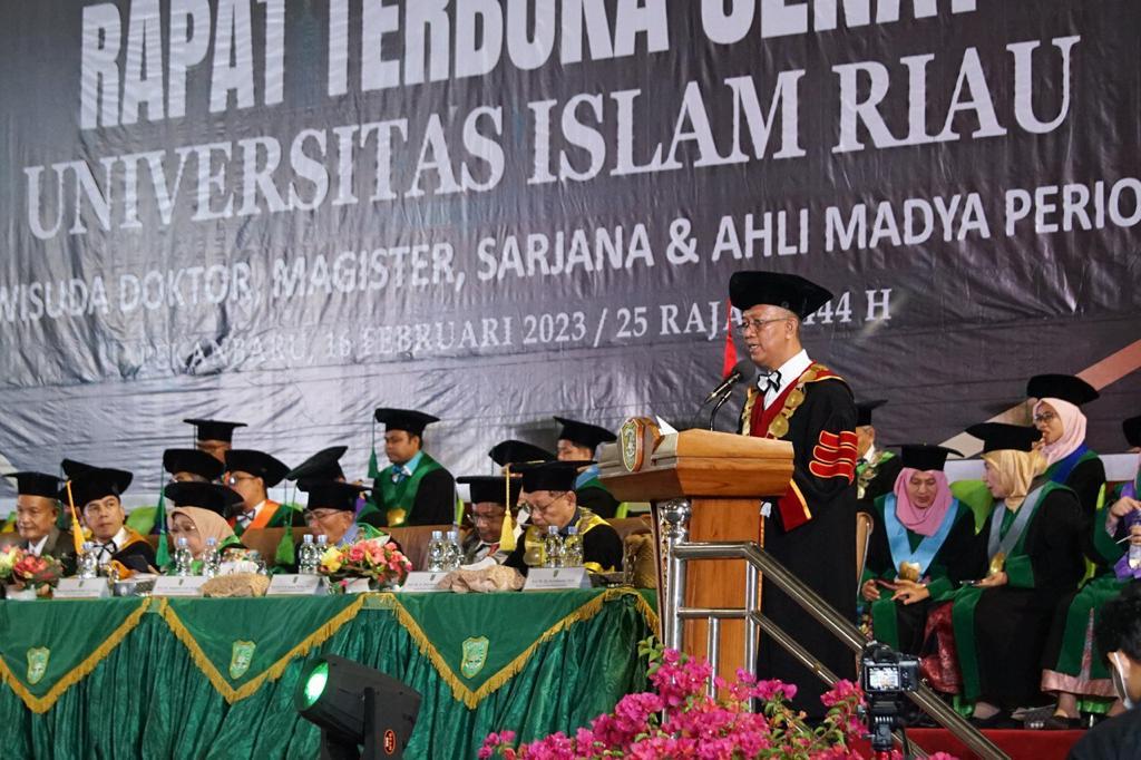 UIR Wisuda 1.747 Mahasiswa Program Doktor hingga Ahli Madya