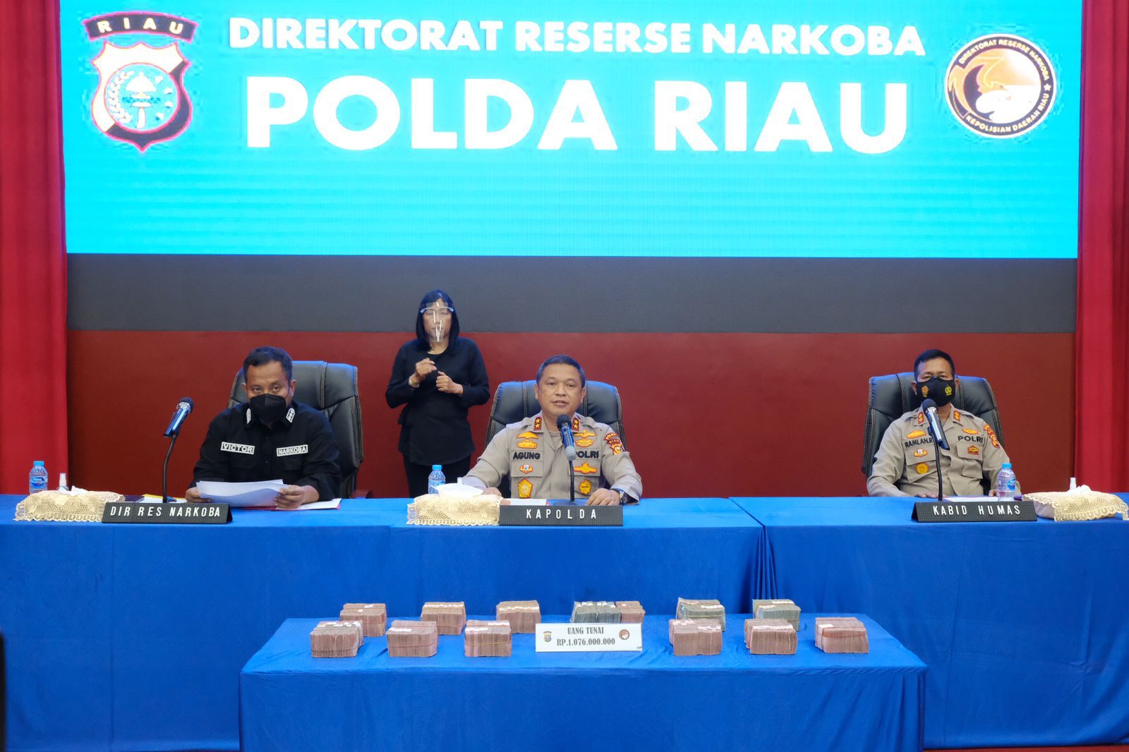 Polda Riau Ringkus Kaki Tangan Bandar Narkoba Internasional, Uang Rp1 Miliar Lebih Disita