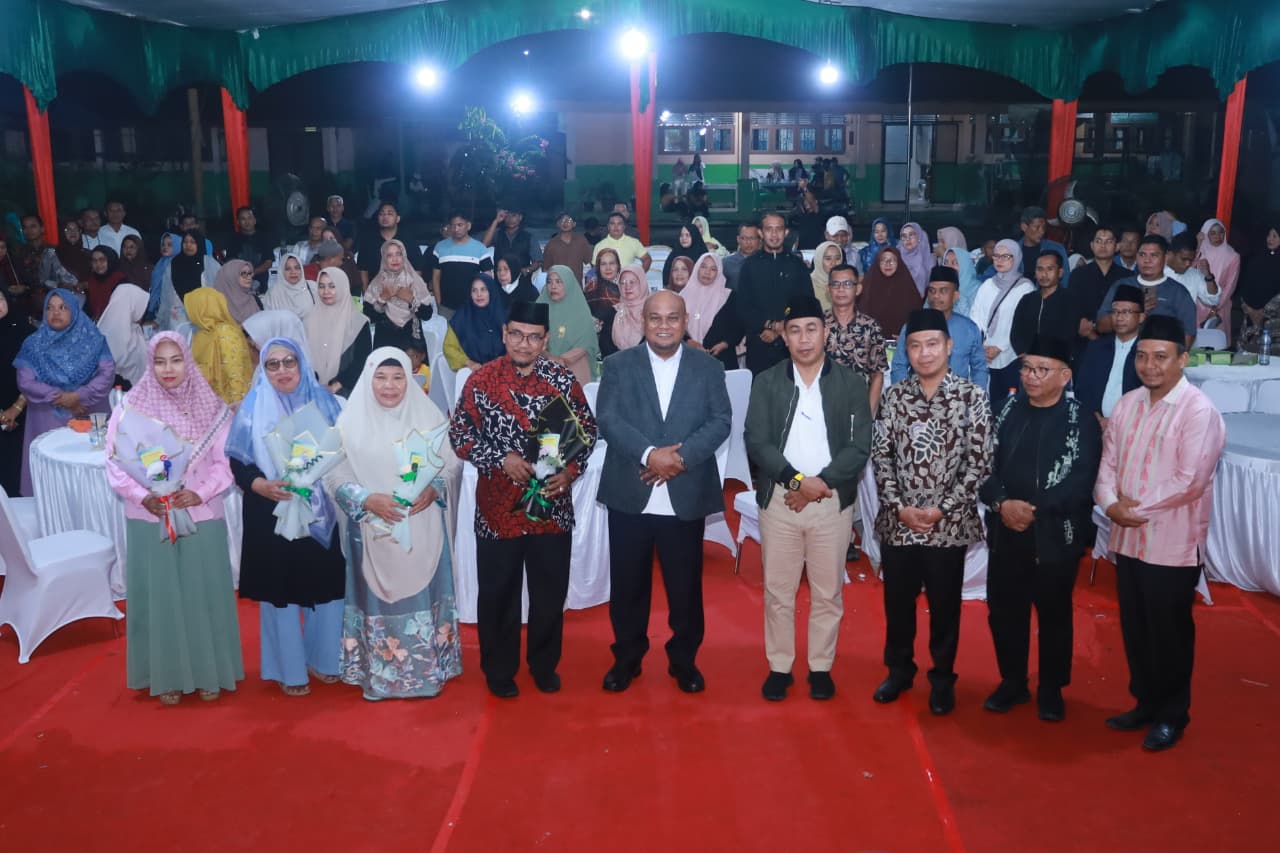Hadapi Tantangan Zaman, MTsN 1 Siak Diminta Terus Tingkatkan Mutu Pendidikan