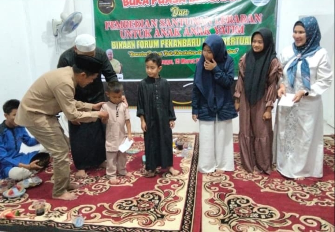 Buka Puasa Bersama, FPKB Santuni Anak Yatim