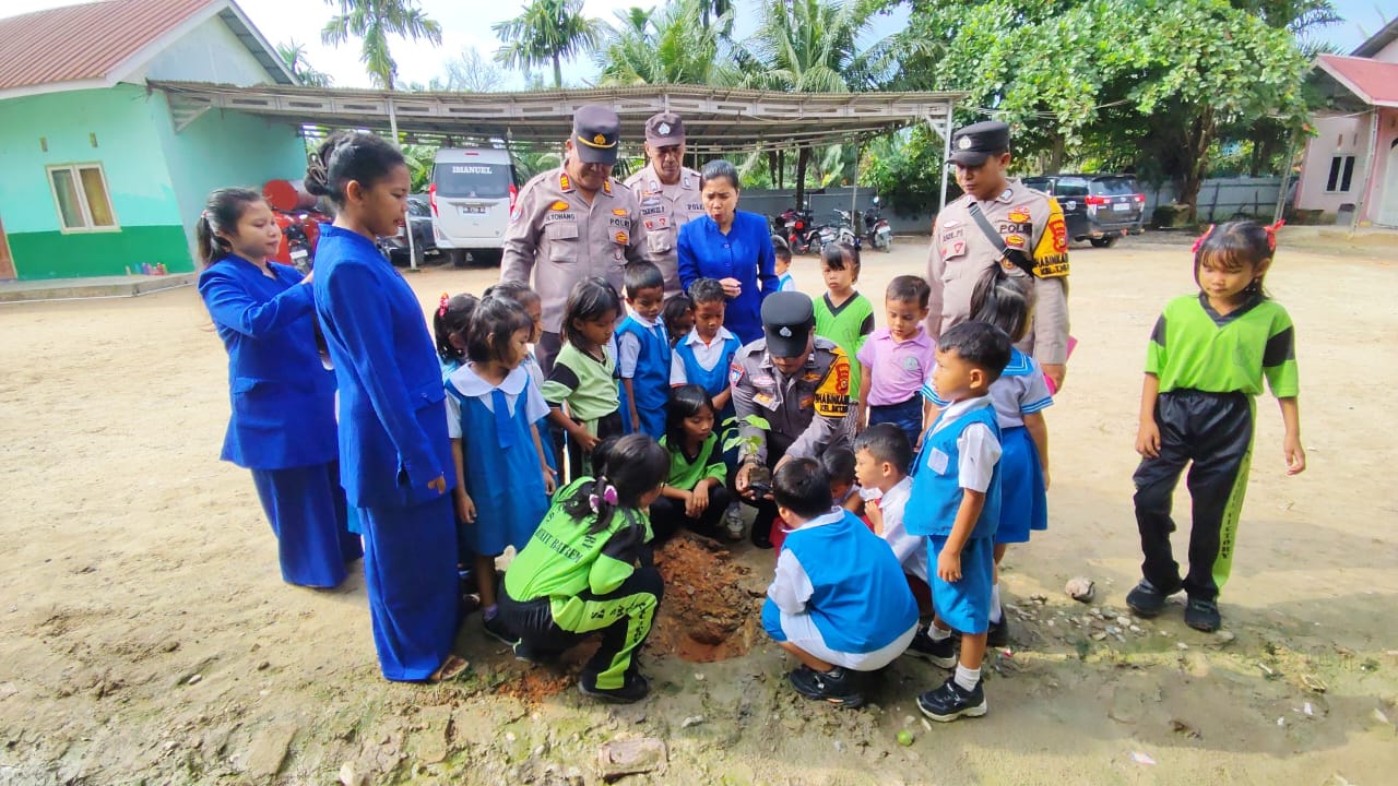 Lewat Program Green Policing, Polres Dumai Edukasi Cinta Lingkungan ke Murid TK Victory
