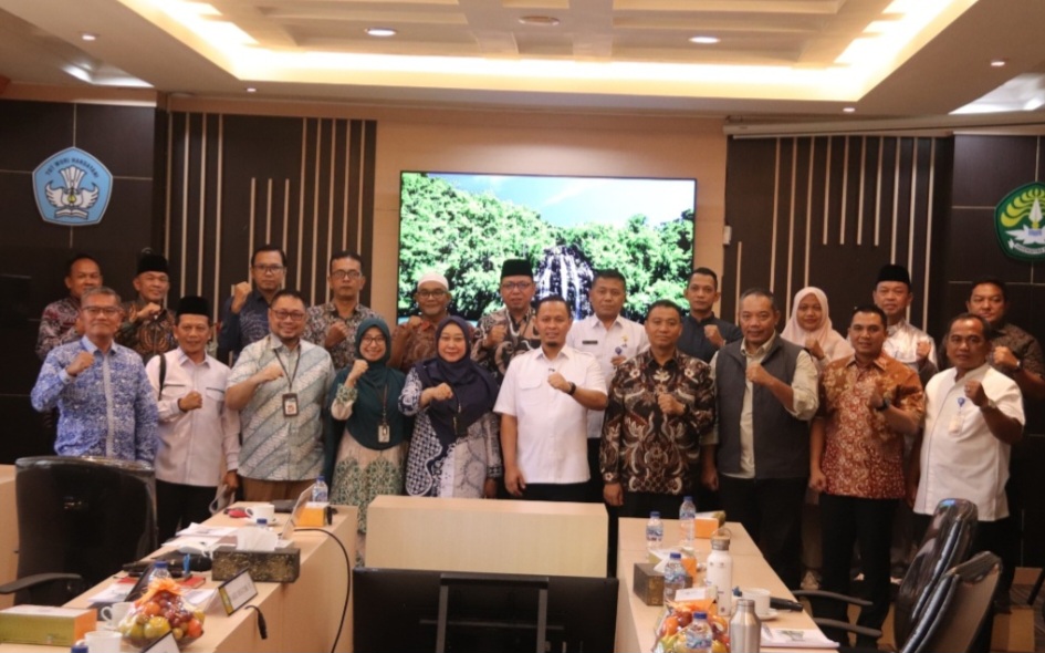 Atasi Banjir di Panam, 10 Danau di Unri Diproyeksi Jadi Embung dan Kolam Resapan Air