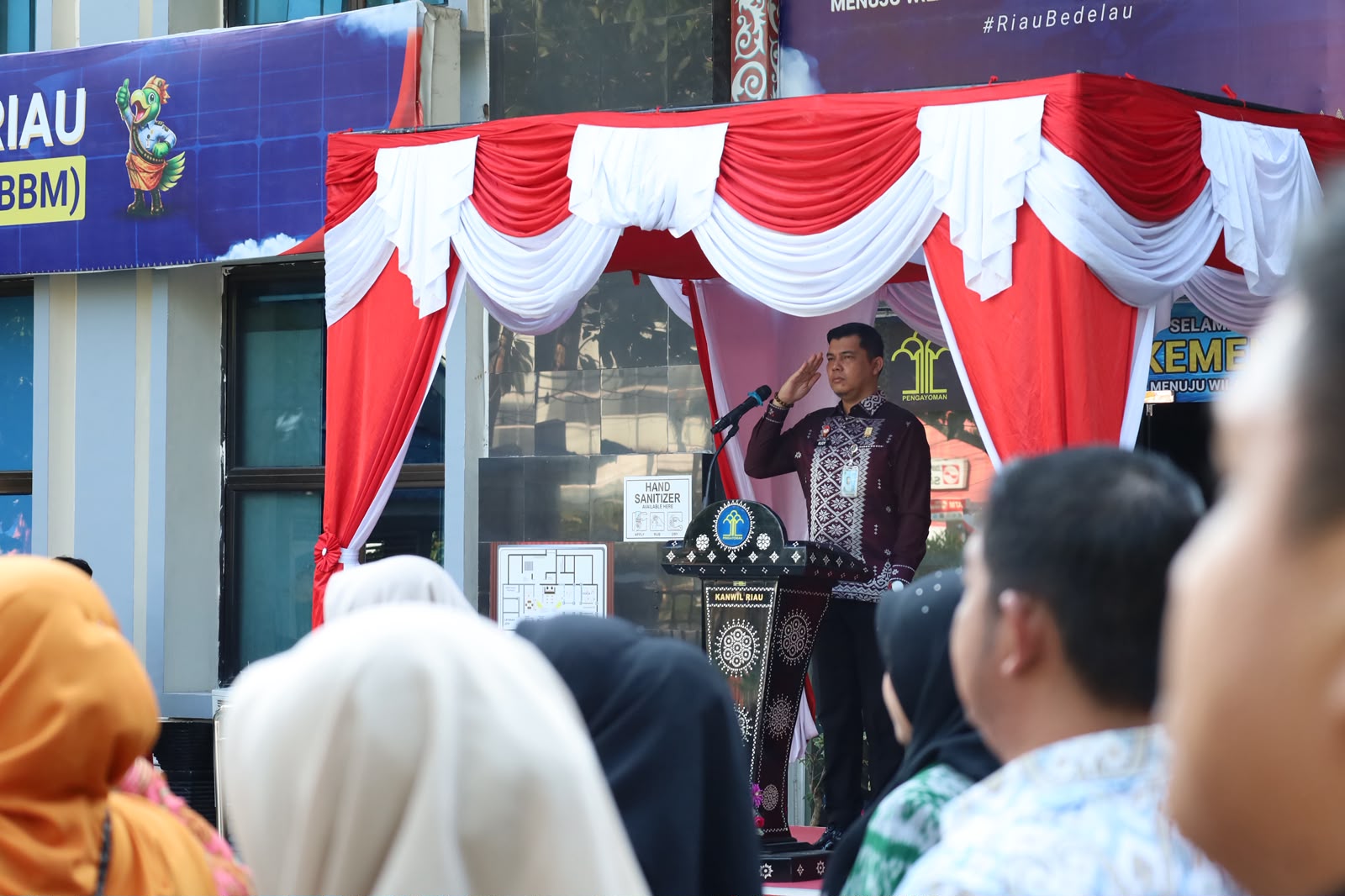 Kakanwil Kemenkum Riau: Seorang Ayah di dalam Keluarga Harus Hadir Secara Emosional
