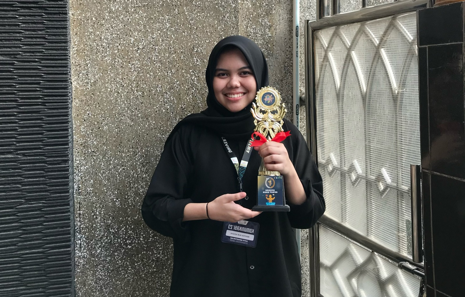 Peraih Beasiswa PHR, Regitha Nur Azizah Sabet Juara Nasional Pidato Bahasa Inggris