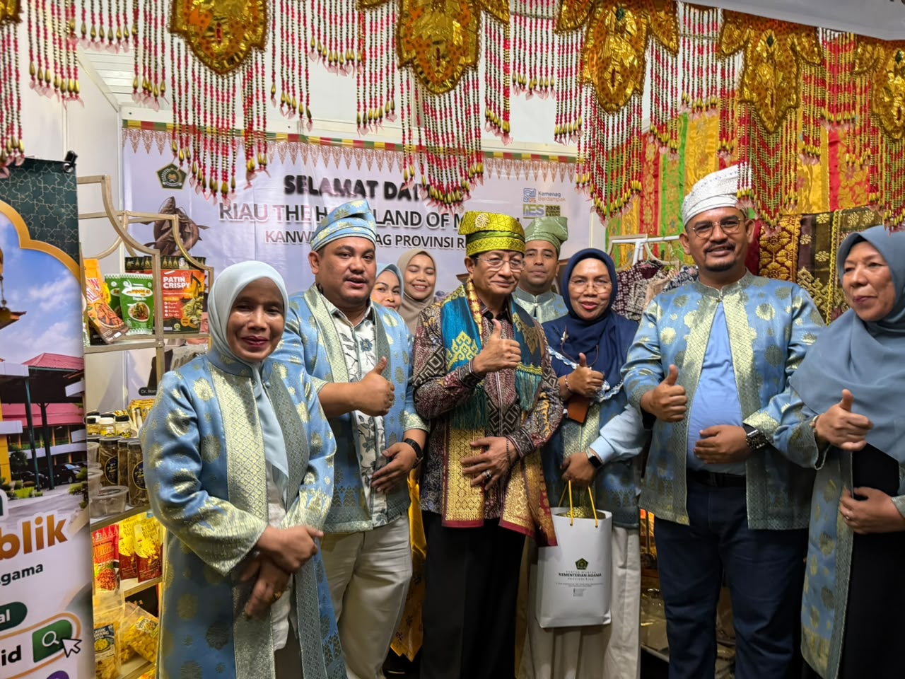 Lima Madrasah Kota Pekanbaru Promosikan Produk dan Budaya Riau di IES 2026