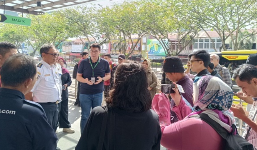 Pemko Pekanbaru akan Kembangkan Bus Rapid Transit dengan Lajur Khusus