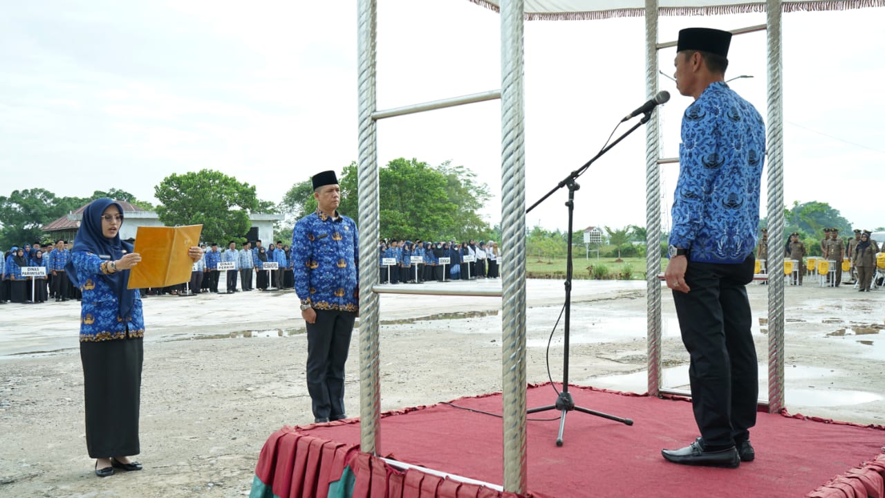 Apel Bersama Hari ke-17, Bupati Rohil: Bagi yang Tak Disiplin Akan Ditindak Tegas