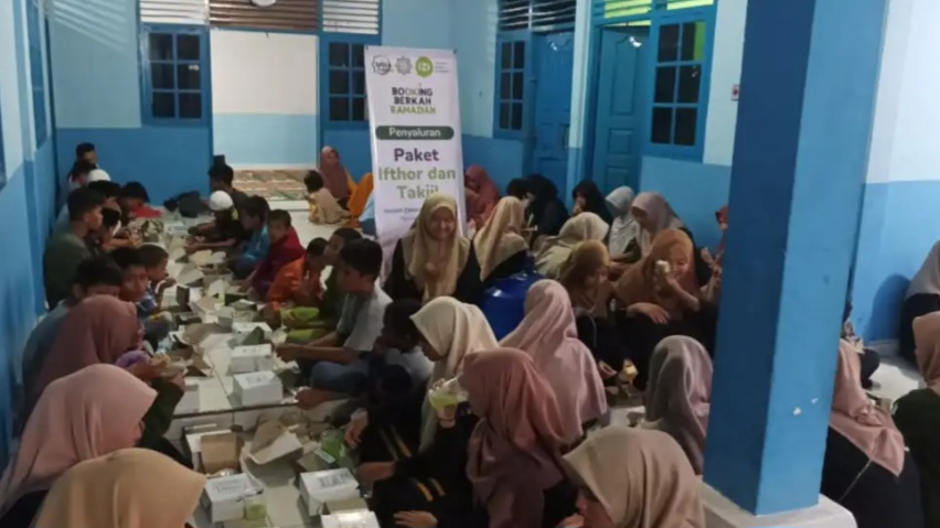 UIN Suska Volunteer dan IZI Riau Buka Puasa Bersama di Panti Asuhan Ar Rahim