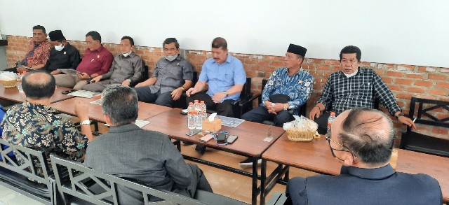 Ketua Komisi I DPRD Agam Berharap IKLA Riau Jadi Penyambung Jembatan