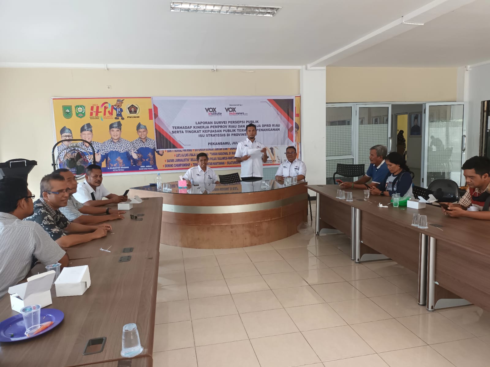VOXinstitute Rilis Hasil Survei Kinerja Pemprov Riau dan DPRD Riau, Ini Hasilnya