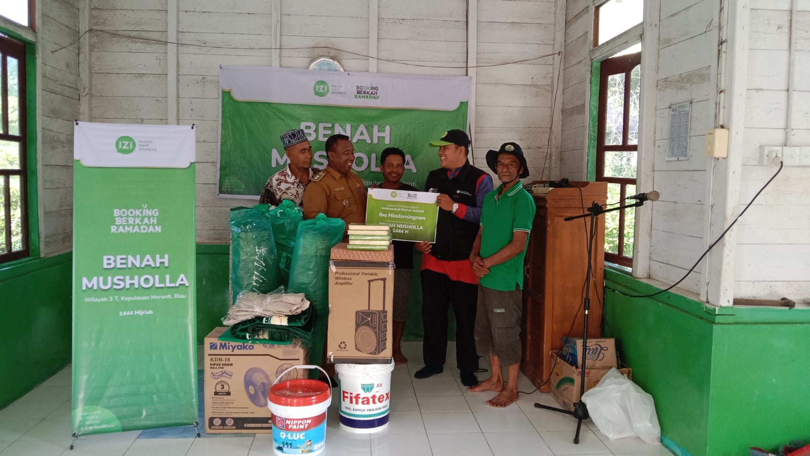 IZI Riau Inisiasi Program Benah Musholla di Kabupaten Miskin Ekstrim