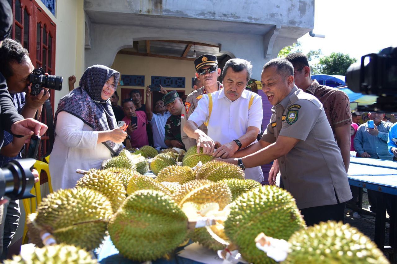 Bengkalis Berpotensi Jadi Kampung Wisata Durian, Bagus Santoso: Kami Minta Bantuan Gubri Bantu Para Petani Duren Kita