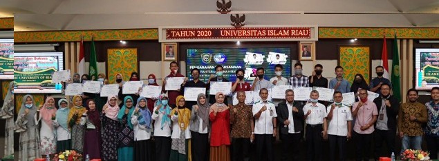 Enam Mahasiswa UIR Terima Bantuan Dana Transfer Kredit Internasional