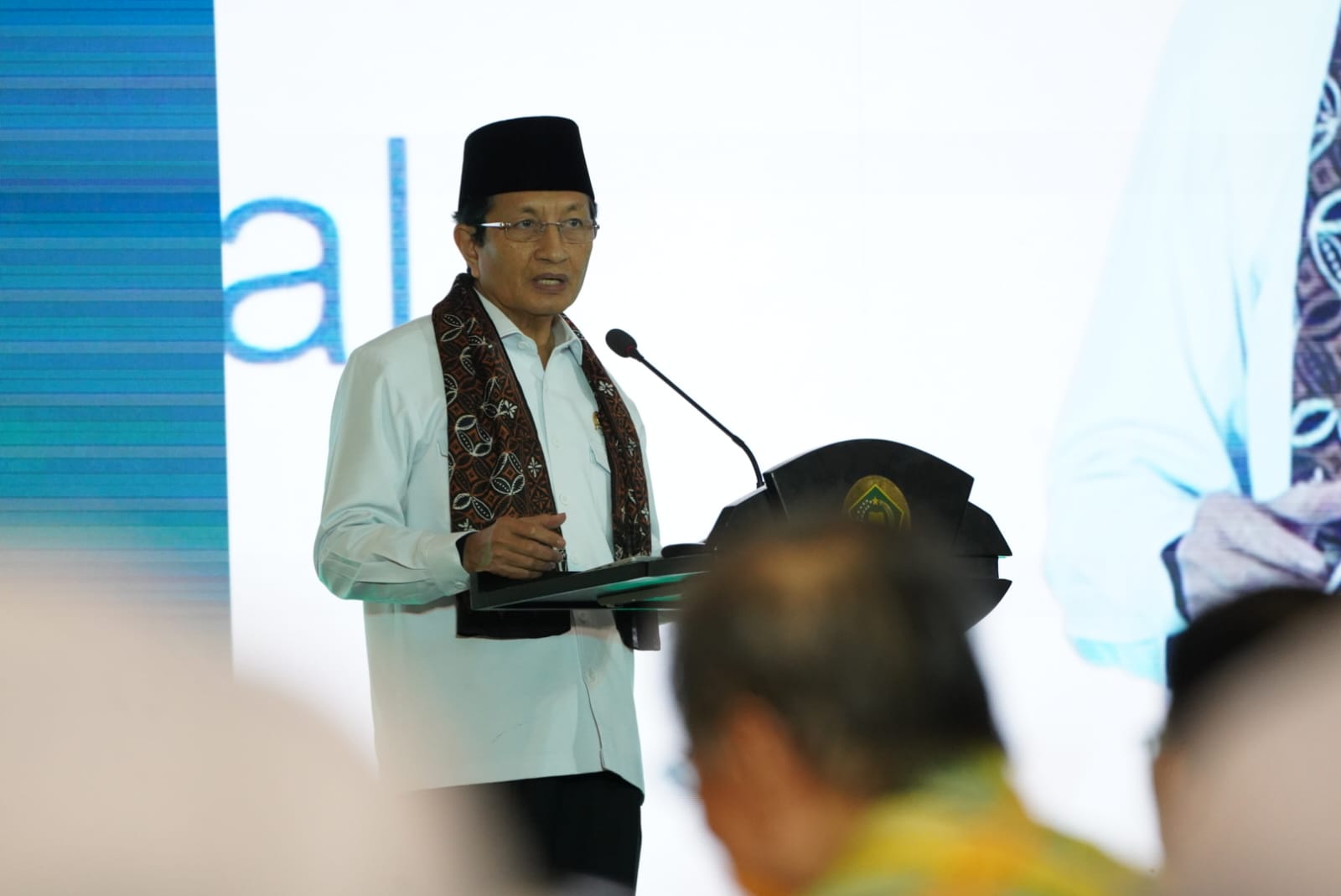 Lewat Nilai Sholat, Menag Ajak Umat Peduli Alam dan Sosial