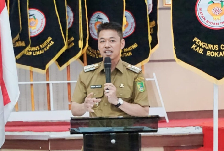 Bupati Rohil Buka Raker Cabang ll dan Seminar Ilmiah Kesehatan
