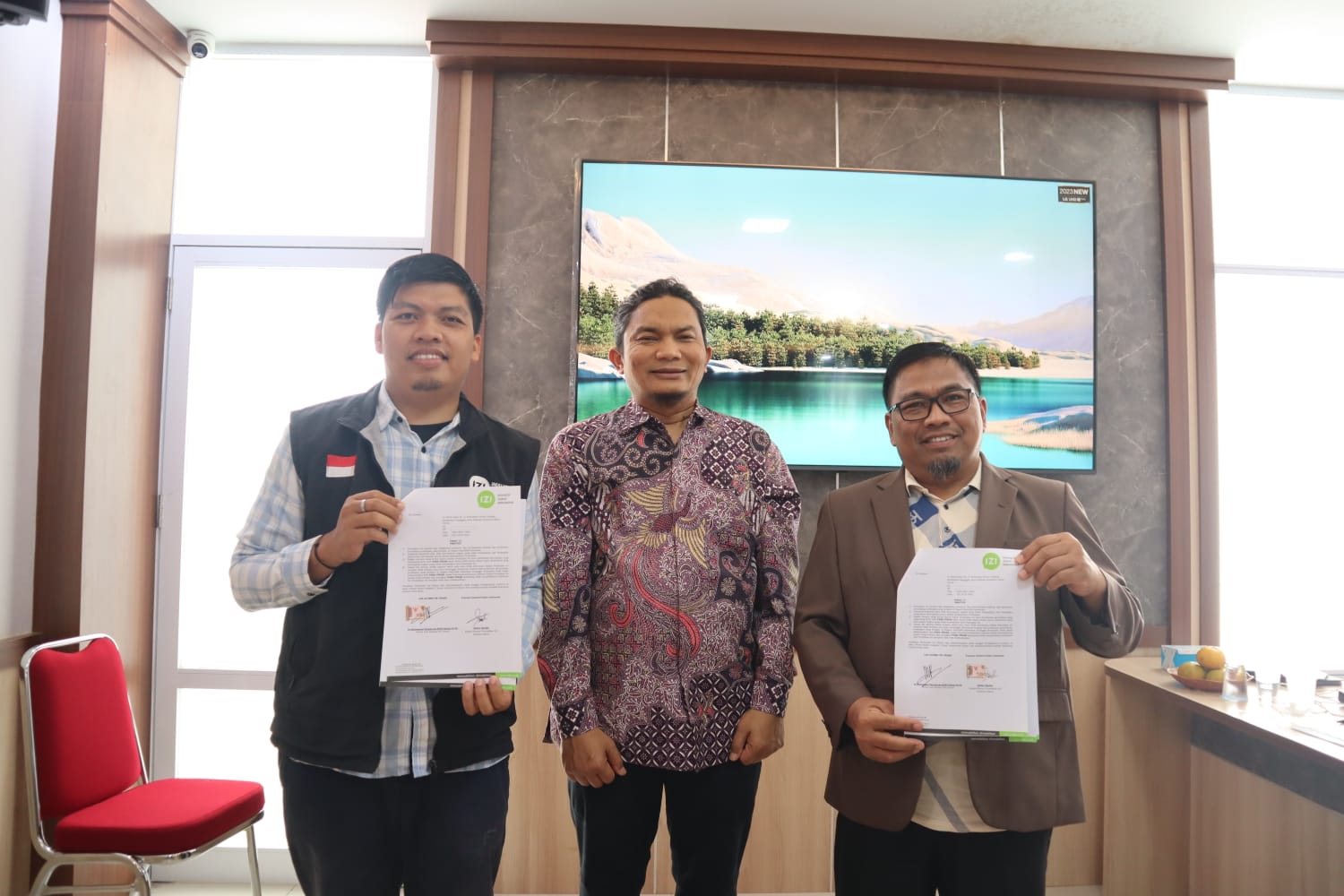 IZI Sumbar dan LAZ Alumni FK Unand Teken MoU Kerjasama Peduli Palestina