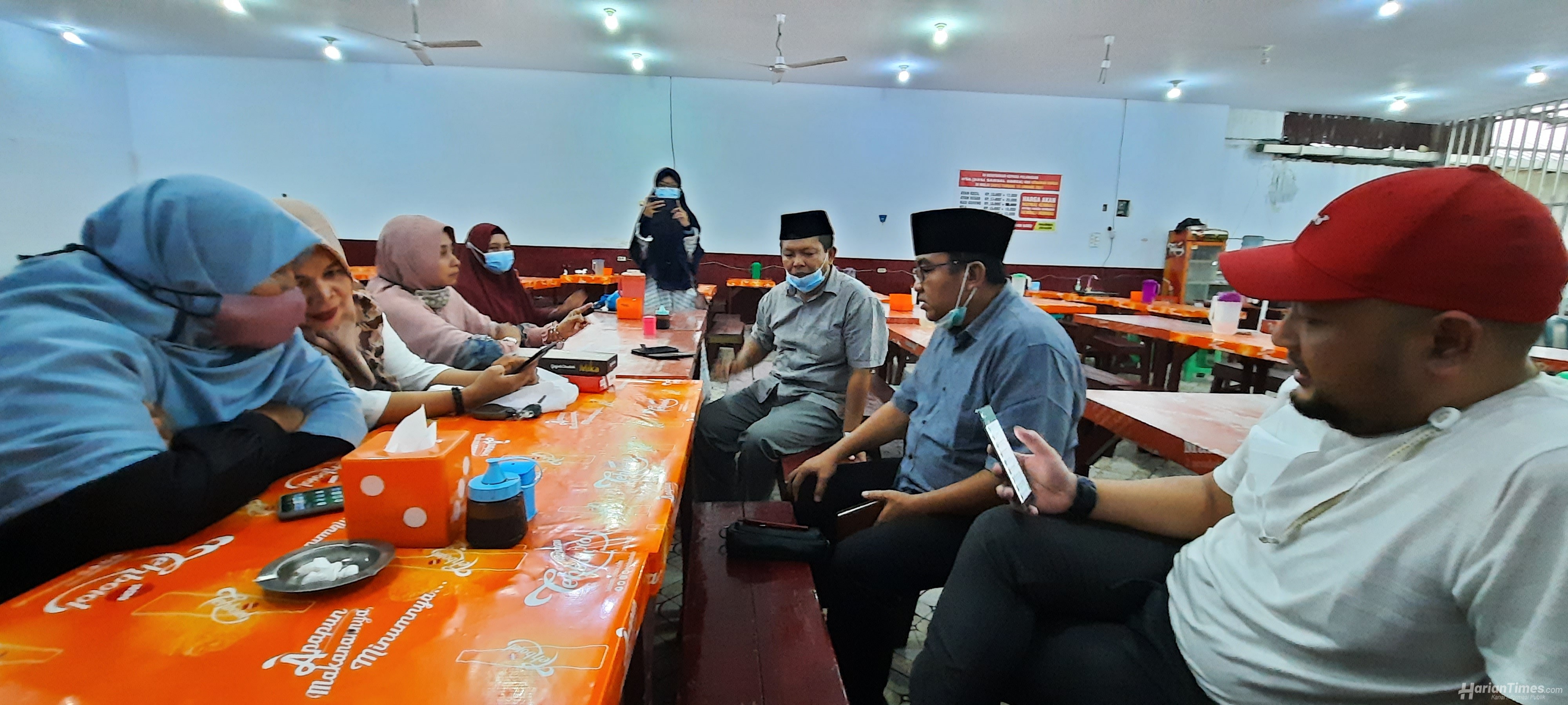 Pejuang Subuh Riau akan Bagi-Bagi Sarung ke Imam dan Gharim Masjid/Mushalla Daerah Pinggiran