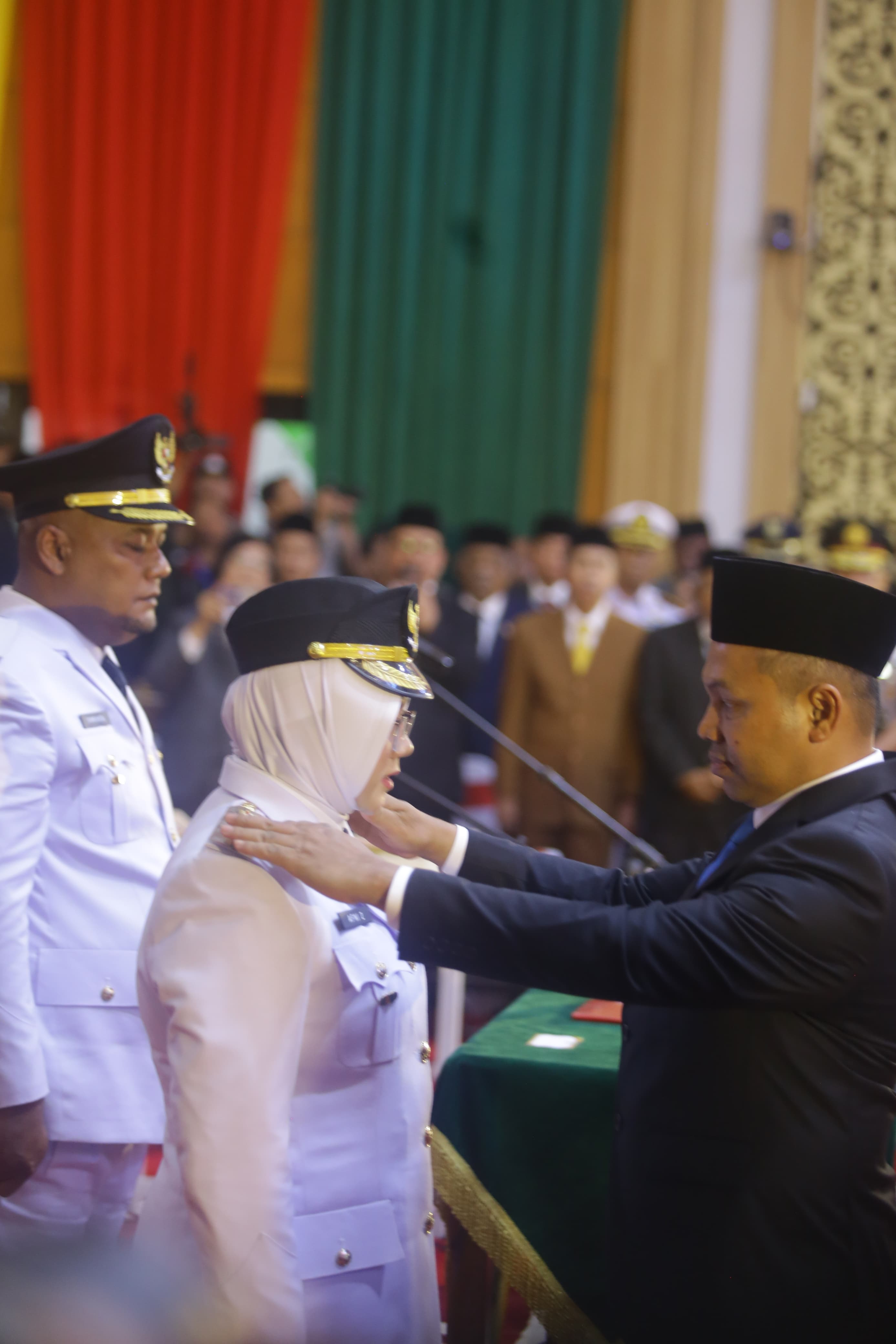 Dr Afni Z-Syamsurizal Resmi Dilantik sebagai Bupati dan Wabup Siak periode 2025-2030