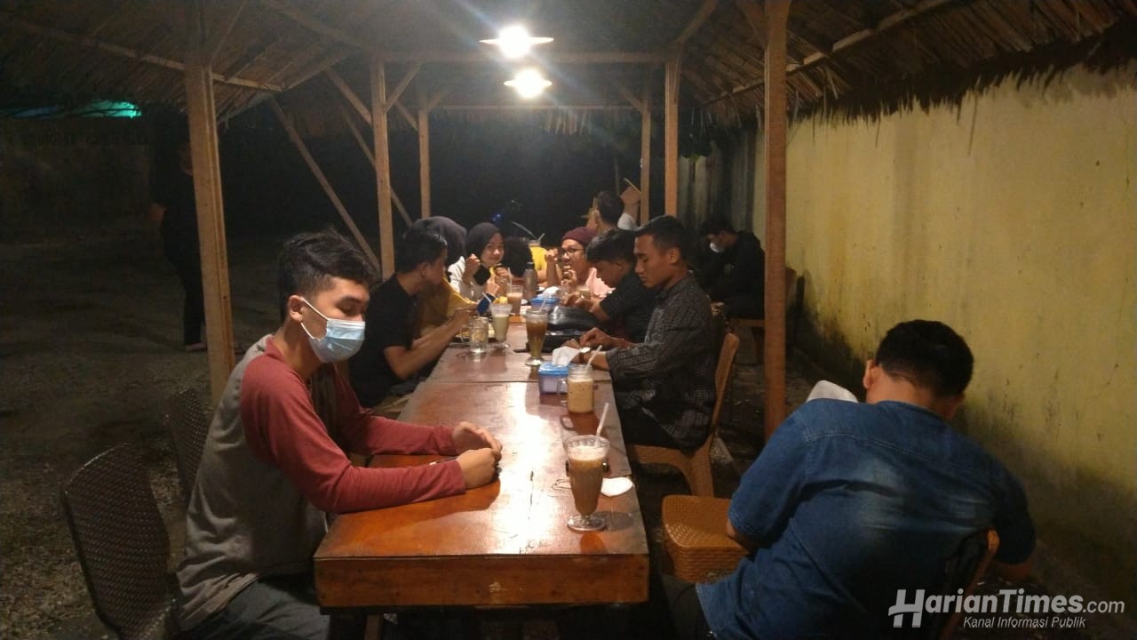 HUT RI Ke-76, Mahasiswa Hukum UIR Akan Bagikan Nasi Kotak dan Sembako Ke Warga