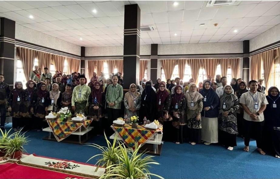 Melatih Kemampuan Berpikir Kritis Siswa, UIR Gelar Lomba Reading Challenge