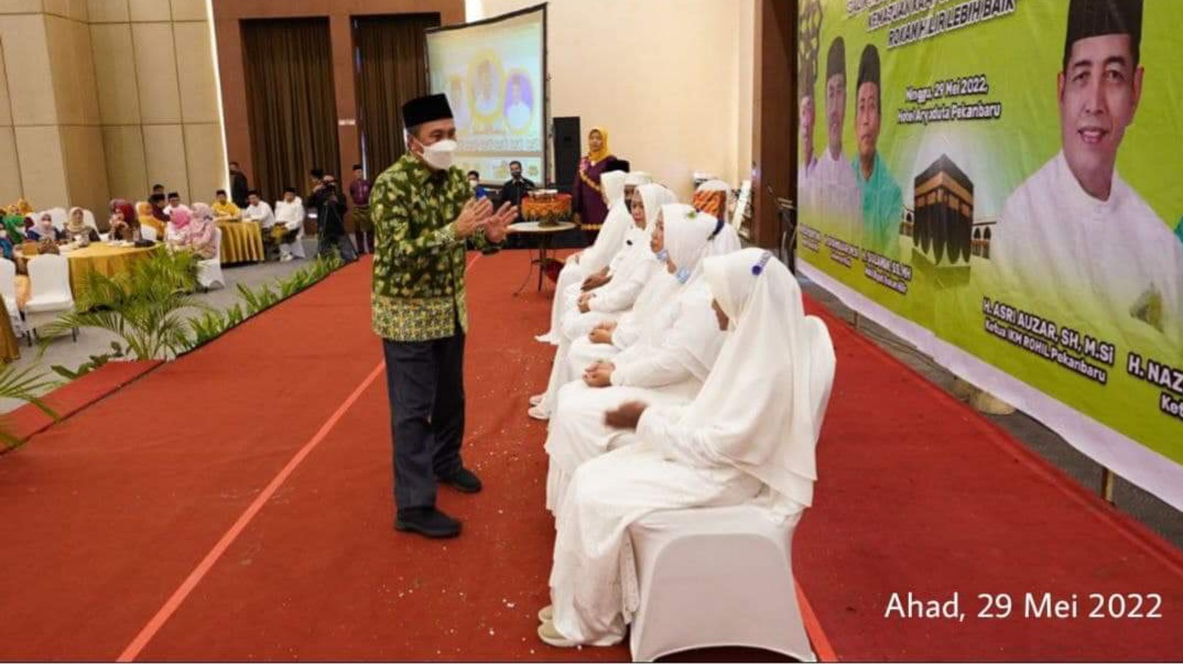 Lepas Calon Jamaah Haji Rohil, Gubri: Mari Kita Bersama Menjaga Negeri Ini