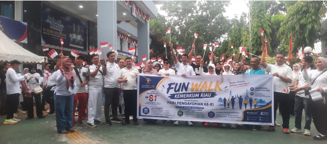 Fun Walk Hari Pengayoman ke-81, Kanwil Kemenkum Riau Perkuat Kebersamaan