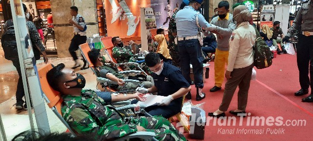 Donor Darah PWI Riau dan Mitra Kembali Lebihi Target