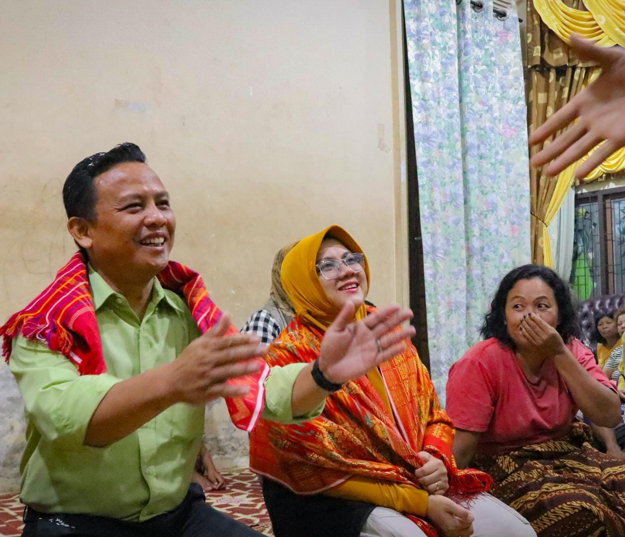 Berikan Restu Istri Maju di Pilkada Siak, Triono: Dr Afni Z Sosok Istimewa