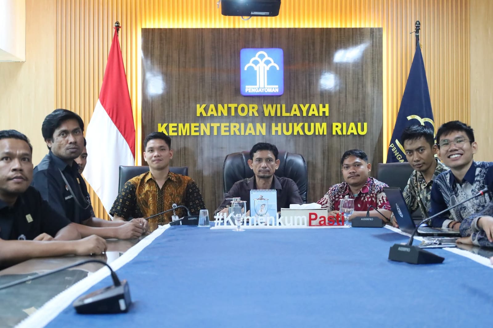 Kanwil Kemenkum Riau Ikuti Forum Pengaduan Pelayanan Publik “PASTI ADA SOLUSI” Episode 15 Bersama Menteri Hukum RI