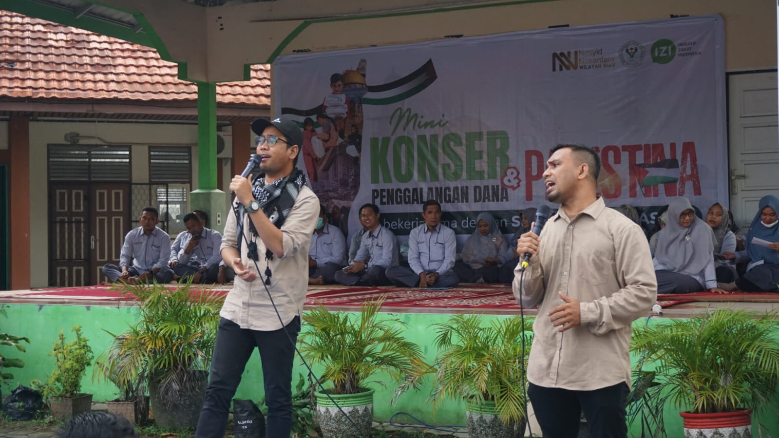 IZI Perwakilan Riau  Gelar Mini Konser dan Penggalangan Dana untuk Palestina di SMK Farmasi Ikasari