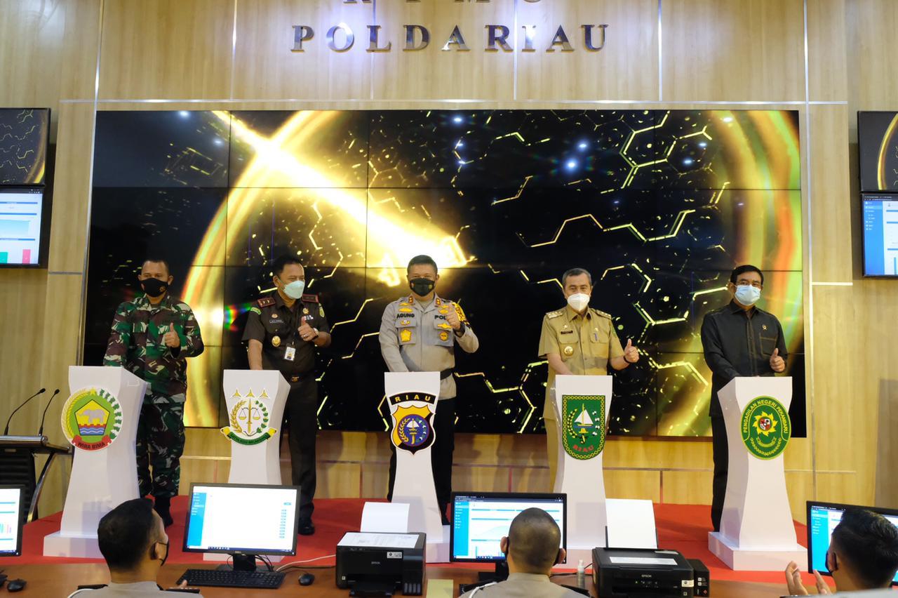 Launching E-TLE Nasional, Kapolda Riau Resmikan Pelayanan Terpadu Online